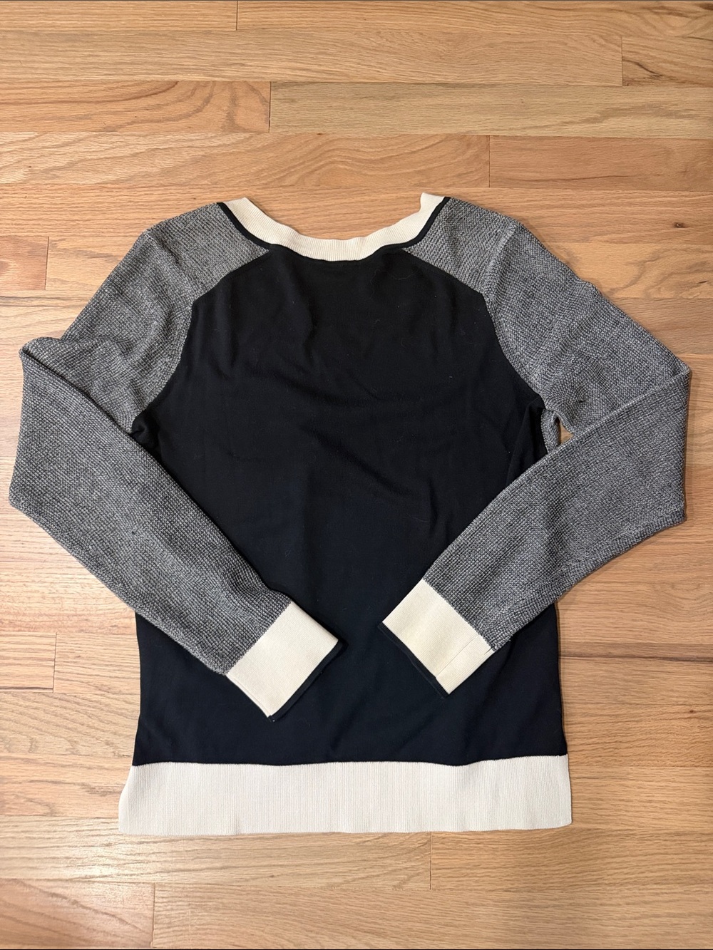 Rag & Bone Jean V-Neck Contrast Knit Sweater Small - Picture 4 of 4